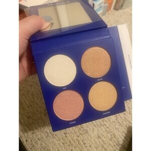 Tresluce Beauty Lucete Highlighter Palette Glow Quad Palette New In Box $36 MSRP